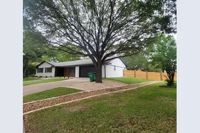 1608 Longhofer Street, Brenham, TX 77833 - Photo 2