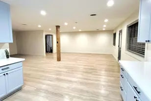 1608 Longhofer St, Brenham, TX 77833 - Photo 12