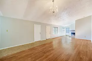 1510 Chestnut Tree Ln, Houston, TX 77067 - Photo 8