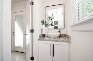 13827 Kimberley Ln, Houston, TX 77079 - Photo 22