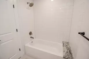 13827 Kimberley Ln, Houston, TX 77079 - Photo 42