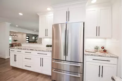 13827 Kimberley Lane, Houston, TX 77079 - Photo 18