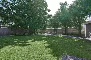 13827 Kimberley Ln, Houston, TX 77079 - Photo 48