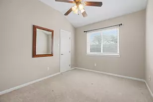 454 Lost Rock Dr, Houston, TX 77598 - Photo 20