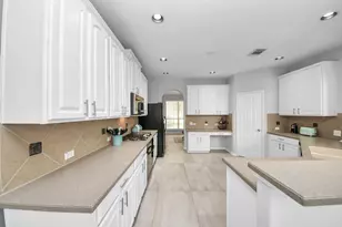 13710 Breezy Meadow Ct, Houston, TX 77044 - Photo 24