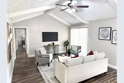 2002 Sunset Court S, League City, TX 77573 - Photo 4