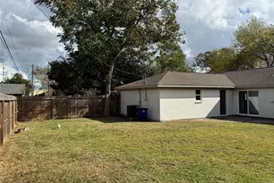 2002 Sunset Ct S, League City, TX 77573 - Photo 24
