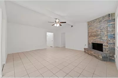 3 W Woodtimber Court, The Woodlands, TX 77381 - Photo 8