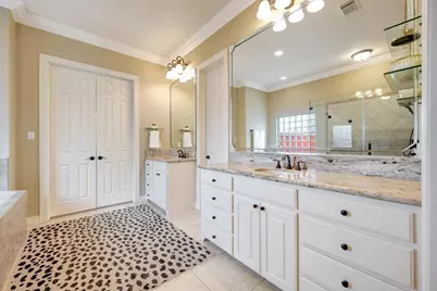 51 Deerwood Court, Lake Jackson, TX 77566 - Photo 28