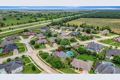 51 Deerwood Court, Lake Jackson, TX 77566 - Photo 48