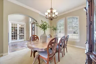 51 Deerwood Ct, Lake Jackson, TX 77566 - Photo 10