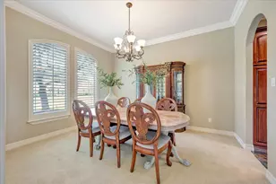 51 Deerwood Ct, Lake Jackson, TX 77566 - Photo 8