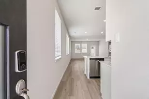 18601 Timber Gln Ct, Montgomery, TX 77316 - Photo 2