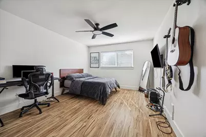 13062 Trail Hollow Drive #3062, Houston, TX 77079 - Photo 22