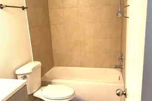 2750 Holly Hall St, Houston, TX 77054 - Photo 16
