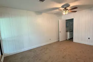 10205 Sierra Dr, Houston, TX 77051 - Photo 4