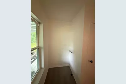 10205 Sierra Drive, Houston, TX 77051 - Photo 6