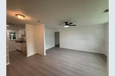 10205 Sierra Drive, Houston, TX 77051 - Photo 2