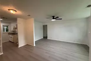 10205 Sierra Dr, Houston, TX 77051 - Photo 2