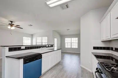 5506 Gable Meadows Drive, Sugar Land, TX 77479 - Photo 10