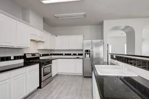 5506 Gable Meadows Dr, Sugar Land, TX 77479 - Photo 8