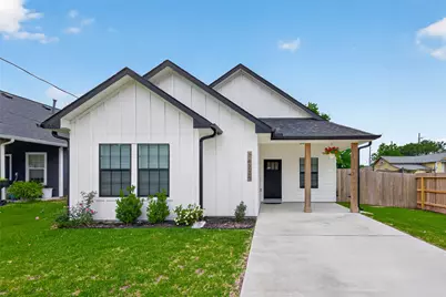 14225 W Richmond Street, Needville, TX 77461 - Photo 1