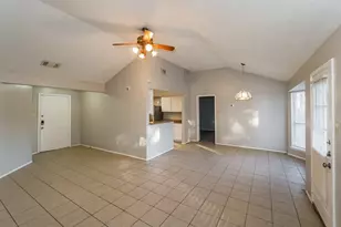 7622 Millbrae Ln, Houston, TX 77041 - Photo 4