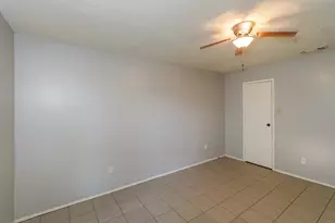 7622 Millbrae Ln, Houston, TX 77041 - Photo 14