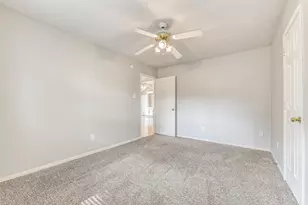 317 Vantage Pointe Cir, League City, TX 77573 - Photo 24