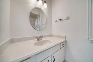 13376 Trail Hollow Dr, Houston, TX 77079 - Photo 8