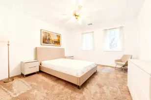 13376 Trail Hollow Dr, Houston, TX 77079 - Photo 22
