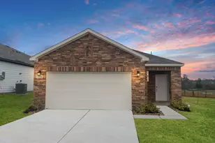11848 Whirlaway Dr, Willis, TX 77318 - Photo 1