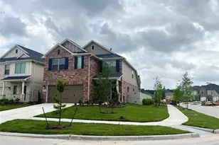 17697 Tree Of Heaven Dr, Conroe, TX 77385 - Photo 2