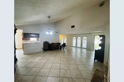 10715 Sagegreen Drive, Houston, TX 77089 - Photo 14
