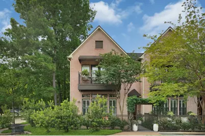 20 Riva Row, The Woodlands, TX 77380 - Photo 2