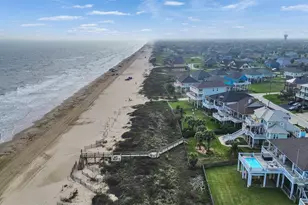 2276 Trinidad Dr, Crystal Beach, TX 77650 - Photo 36