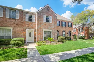 14529 Misty Meadow Ln, Houston, TX 77079 - Photo 2