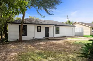 6162 Beldart St, Houston, TX 77033 - Photo 2