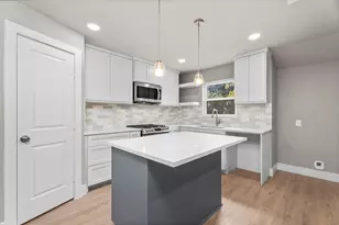 6162 Beldart St, Houston, TX 77033 - Photo 10