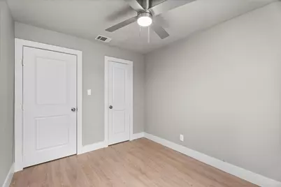 6162 Beldart Street, Houston, TX 77033 - Photo 20