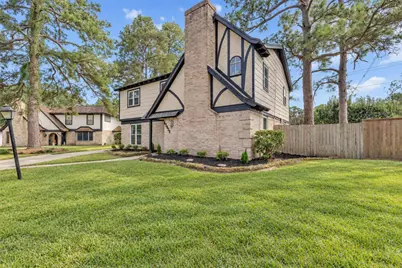 12403 De Forrest Street, Houston, TX 77066 - Photo 2