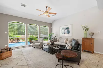 2 Harmony Arbor Court, The Woodlands, TX 77382 - Photo 10