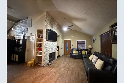 11835 Greencanyon Drive, Houston, TX 77044 - Photo 4