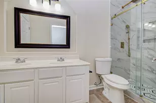 10714 Barker Lake Ct, Cypress, TX 77433 - Photo 12