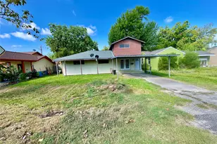 518 S Kansas St, La Porte, TX 77571 - Photo 1