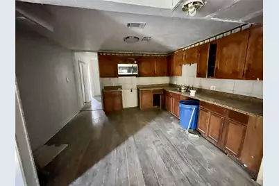 518 S Kansas Street, La Porte, TX 77571 - Photo 10