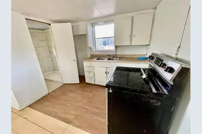 518 S Kansas Street, La Porte, TX 77571 - Photo 18