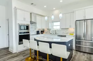 3903 Pirates Beach Blvd Ct, Galveston, TX 77554 - Photo 8