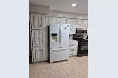 2429 16th Avenue N, Texas City, TX 77590 - Photo 4