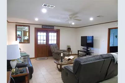 2429 16th Avenue N, Texas City, TX 77590 - Photo 6